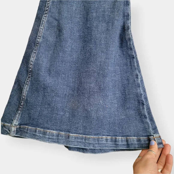 WRANGLER Wyetta Retro Super Bell High Waist Flare Denim Blue - Picture 11 of 16